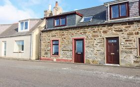 Dolphin Cottage